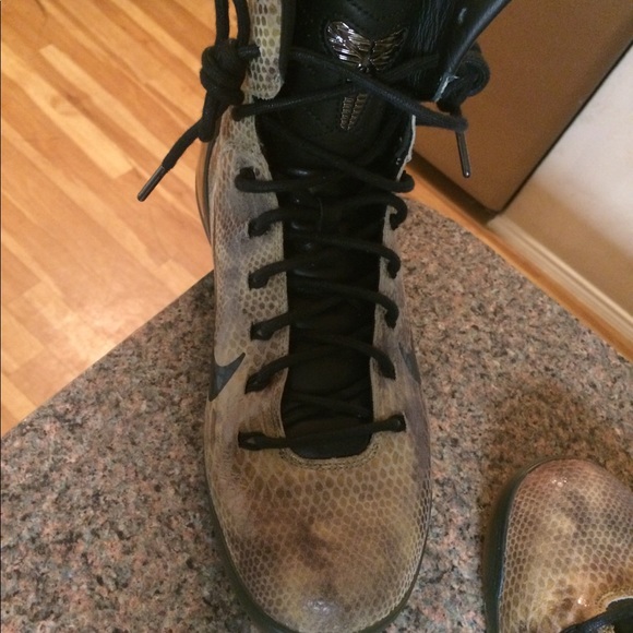 Nike Kobe Bryant - Picture 4 of 8